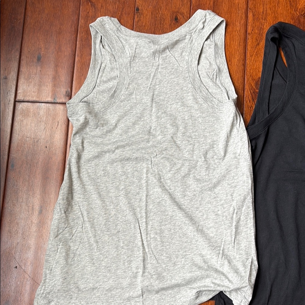 Nike Women’s Tank Tops - Gray/white and Black/pink - Picture 10 of 11